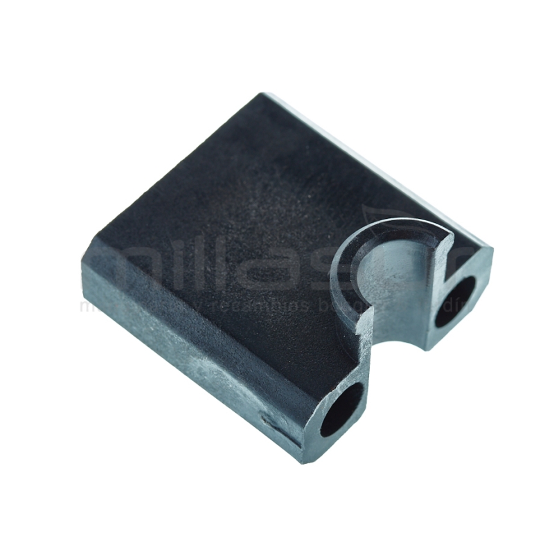 SOPORTE SUJECION EJE DELANTERO CC256TV (6). CC451T (23) - motoscamaralweb.com