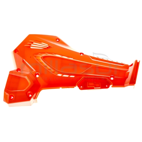 CARCASA DERECHA CORTASETOS E58CS (46) - motoscamaralweb.com