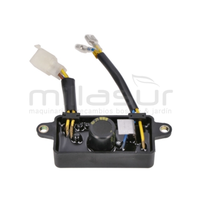 REGULADOR AVR CUADRADO VALE PARA GC3200 - motoscamaralweb.com