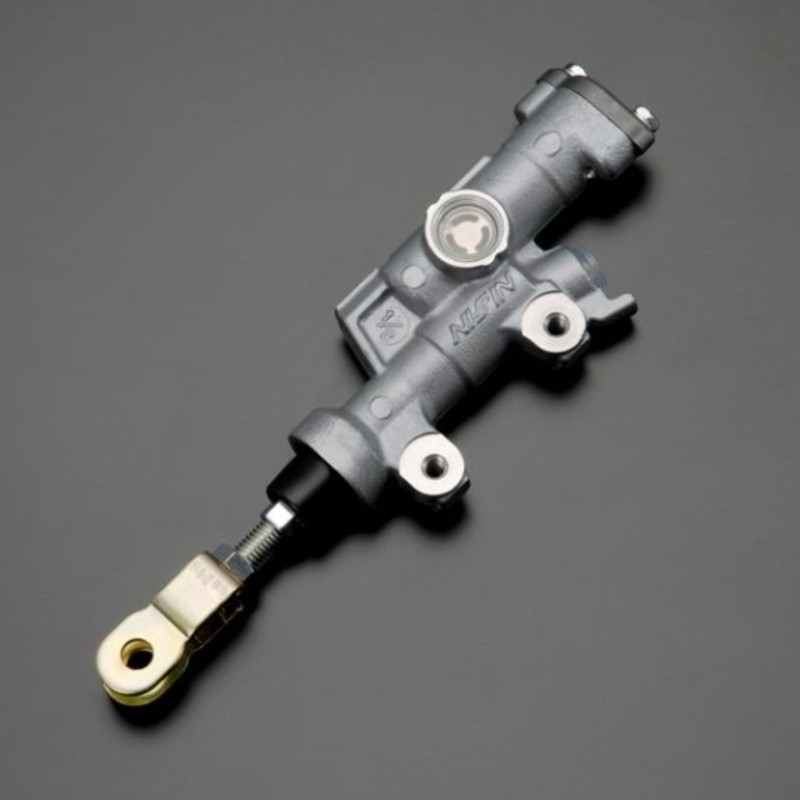 Bomba de freno trasera NISSIN Sport Ø12 Plata 49mm- motoscamaralweb.co Bomba de freno trasera NISSIN Sport Ø12 Plata 49mm- motoscamaralweb.co