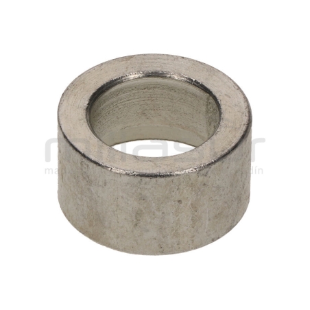 CASQUILLO SALIDA MOTOR RLT15GC (26) - motoscamaralweb.com