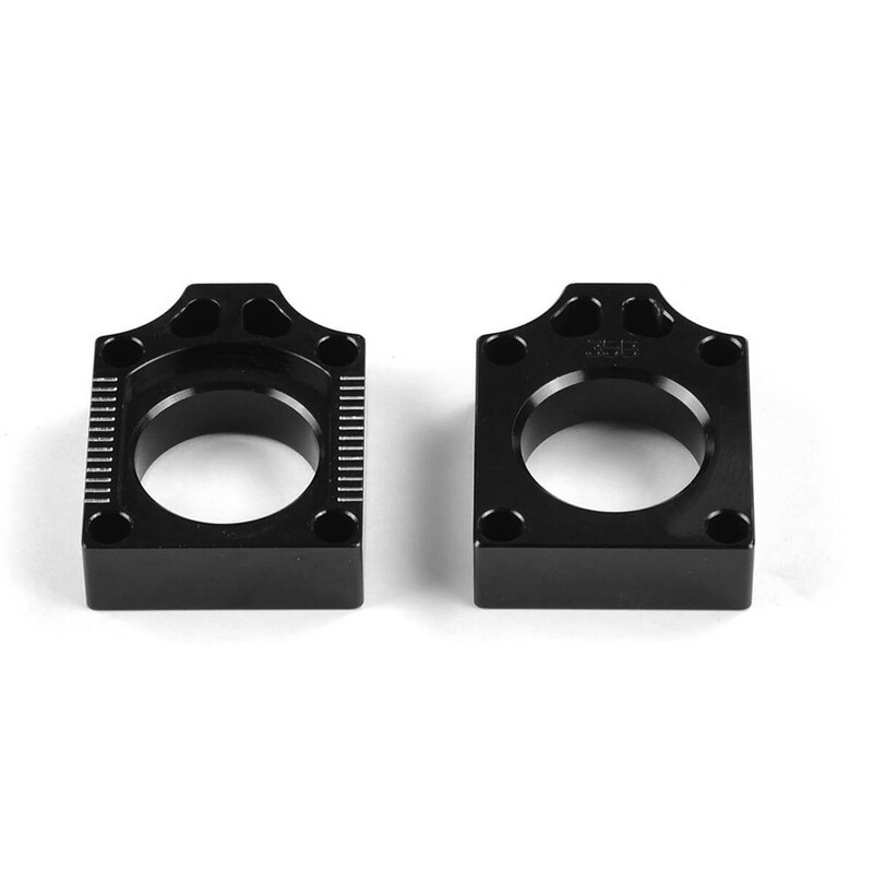 Tensores de eje trasero Yamaha negro V PARTS - motoscamaralweb.com Tensores de eje trasero Yamaha negro V PARTS - motoscamaralweb.com