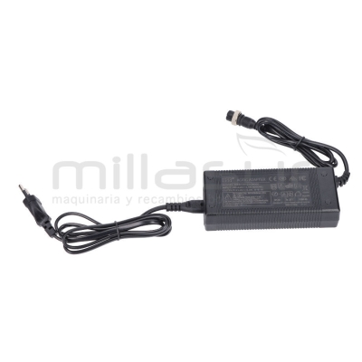 CARGADOR VAR300B 240V-2.5A 50/60hz - motoscamaralweb.com
