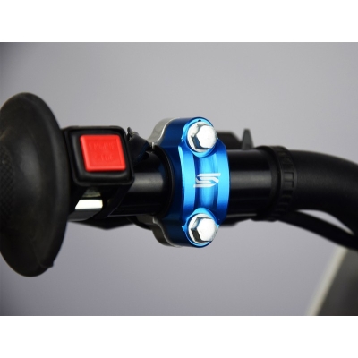 Abrazadera de barra giratoria SCAR universal Azul - motoscamaralweb.com