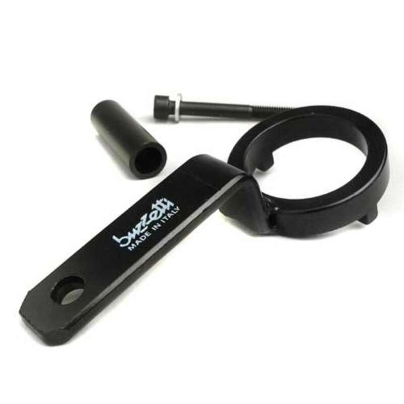 Herramienta fijación de polea delantera Piaggio 250/300 BUZZETTI - motoscamaralweb.com Herramienta fijación de polea delantera Piaggio 250/300 BUZZETTI - motoscamaralweb.com