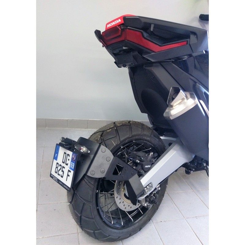 Portamatrículas a la rueda Honda X-ADV negro - motoscamaralweb.com Portamatrículas a la rueda Honda X-ADV negro - motoscamaralweb.com