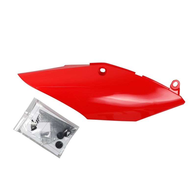 Paneles laterales traseros UFO color rojo - motoscamaralweb.com