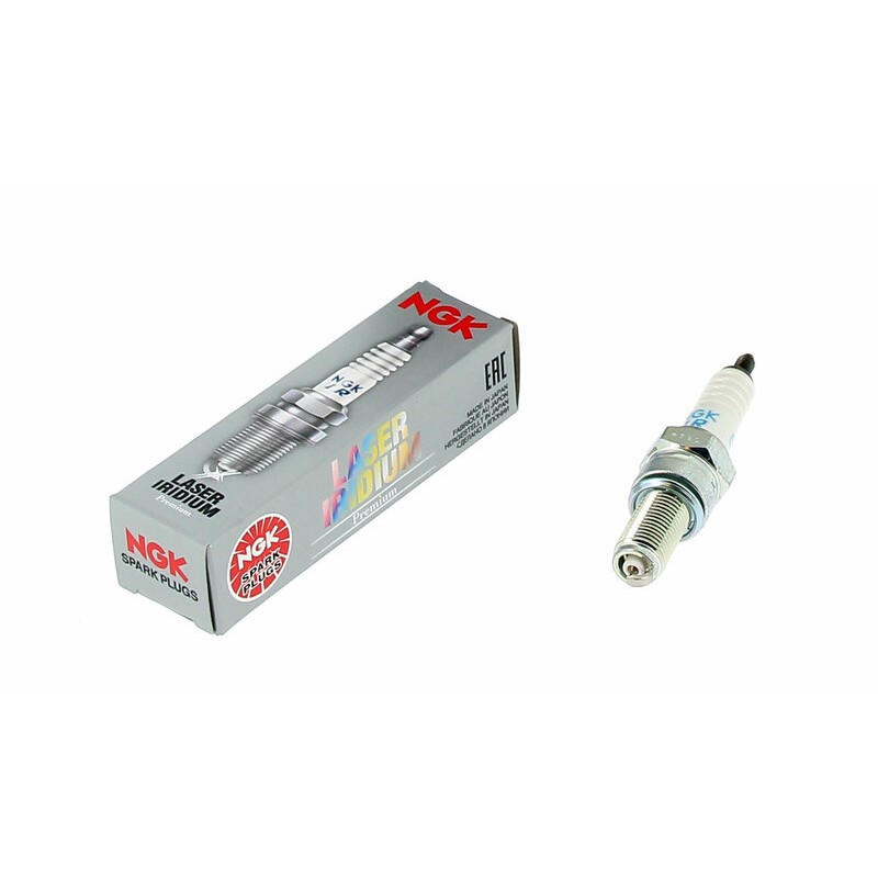 Bujía NGK Laser Iridium IFR7L11 - motoscamaralweb.com Bujía NGK Laser Iridium IFR7L11 - motoscamaralweb.com
