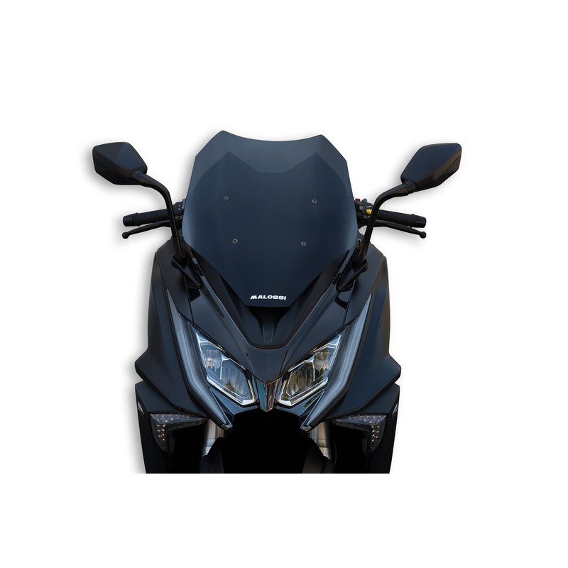 Pantalla Malossi Ahumada Sport Kymco AK 550 - 390xH500x3mm 4517844 - motoscamaralweb.com Pantalla Malossi Ahumada Sport Kymco AK 550 - 390xH500x3mm 4517844 - motoscamaralweb.com