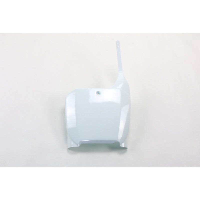 Portanúmeros delantero UFO Honda blanco HO03666-041 - motoscamaralweb.com Portanúmeros delantero UFO Honda blanco HO03666-041 - motoscamaralweb.com