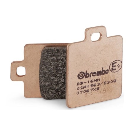 Pastillas de freno sinterizadas Brembo 07067XS - motoscamaralweb.com