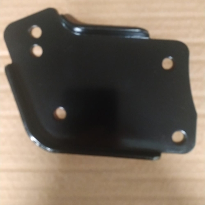 SOPORTE IZQ MANILLAR DLM5300P- motoscamaralweb.com