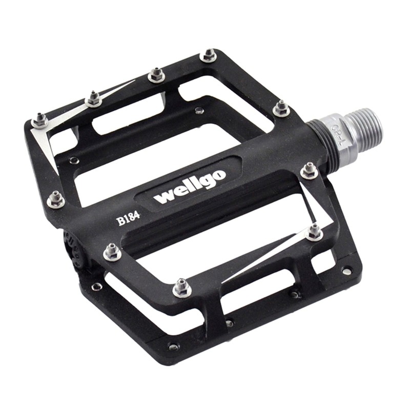 Par de pedales plataforma plana WELLGO B184 mecanizado CNC - motoscamaralweb.com Par de pedales plataforma plana WELLGO B184 mecanizado CNC - motoscamaralweb.com