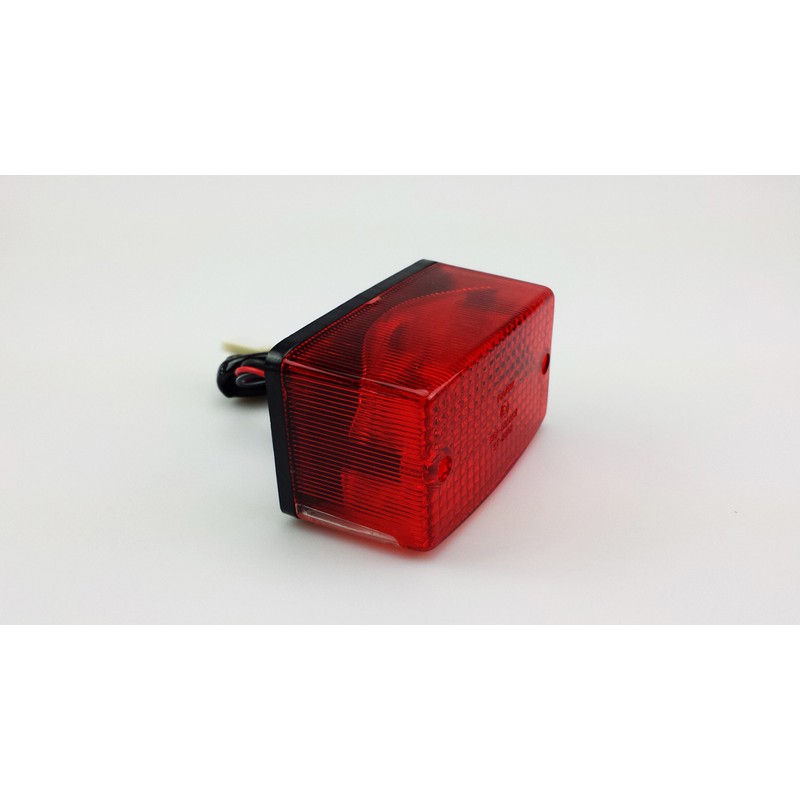 Piloto trasero V PARTS tipo OEM - motoscamaralweb.com Piloto trasero V PARTS tipo OEM - motoscamaralweb.com