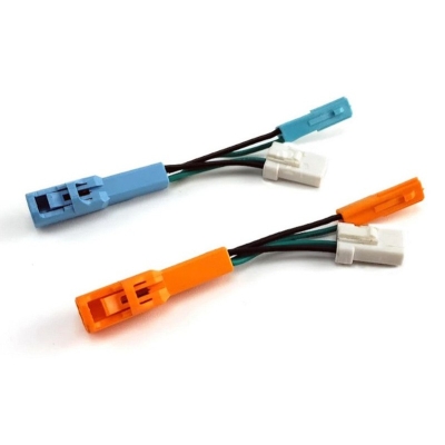 Cable adaptador Plug-&amp;-Play DENALI para T3 - Honda Africa Twin 1100 - motoscamaralweb.com