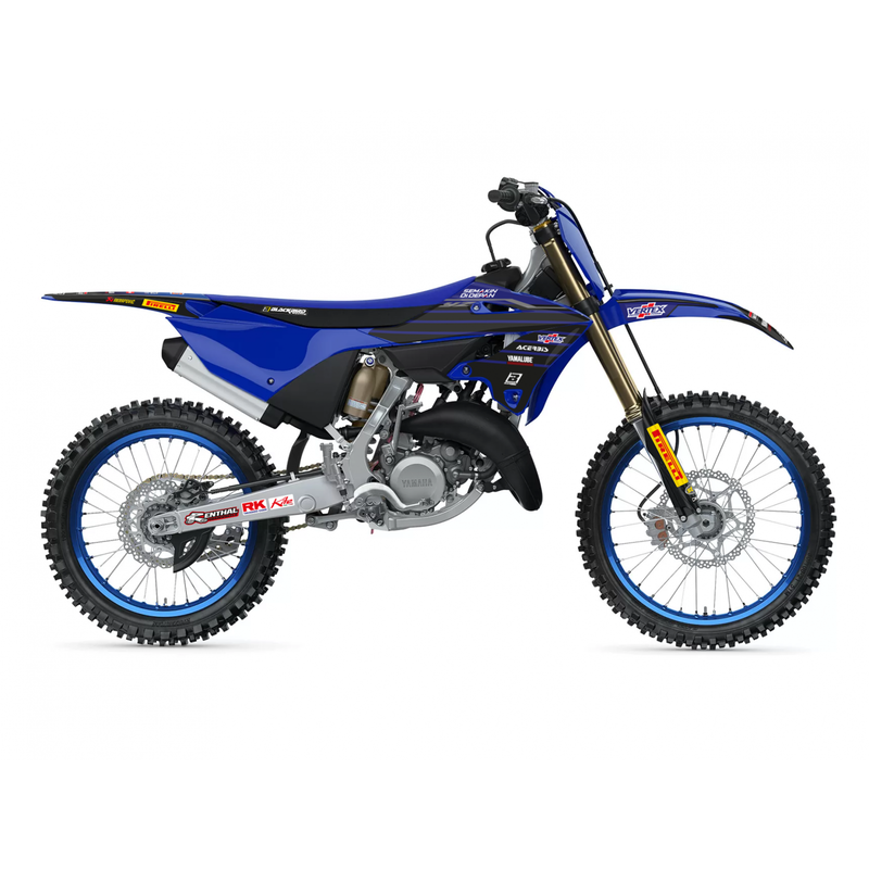 Kit adhesivos + funda de asiento BLACKBIRD Replica Yamaha Racing 22 - motoscamaralweb.com Kit adhesivos + funda de asiento BLACKBIRD Replica Yamaha Racing 22 - motoscamaralweb.com