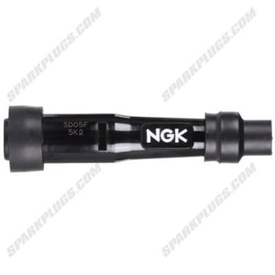 Pipa de bujía antiparasitaria NGK - SD05F - motoscamaralweb.com