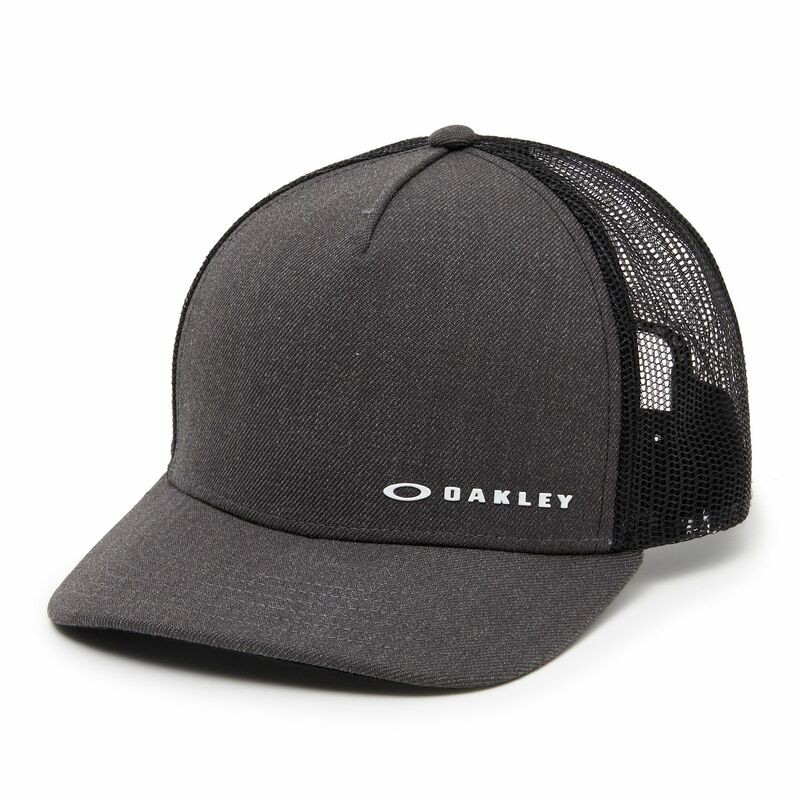 Gorra OAKLEY CHALTEN Negro. Talla única - motoscamaralweb.com Gorra OAKLEY CHALTEN Negro. Talla única - motoscamaralweb.com