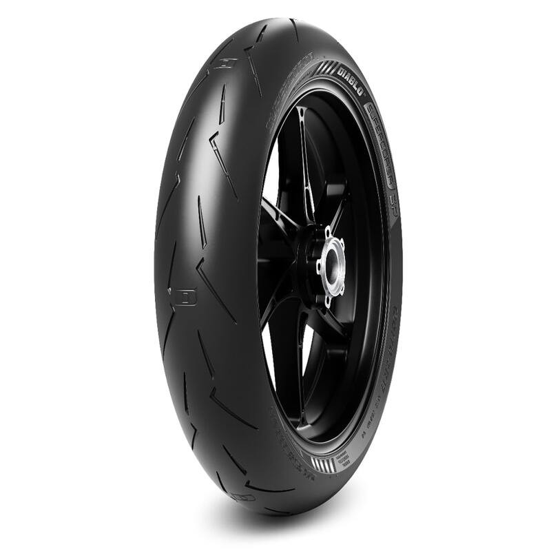 Neumático PIRELLI DIABLO SUPERCORSA SP V4 (F) 120/70 ZR 17 M/C (58W) TL - motoscamaralweb.com Neumático PIRELLI DIABLO SUPERCORSA SP V4 (F) 120/70 ZR 17 M/C (58W) TL - motoscamaralweb.com