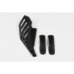 Protector de chasis UFO KTM negro KT03087-001 - motoscamaralweb.com