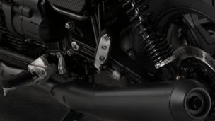 Moto Guzzi V7 III Carbon